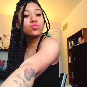 Meet your Posher, Imani